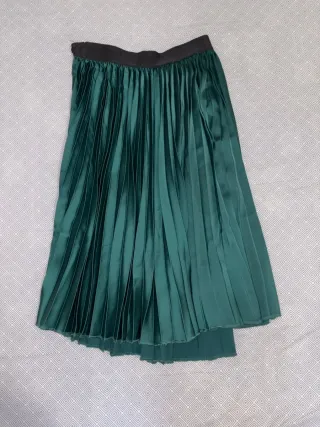 Falda plisada verde