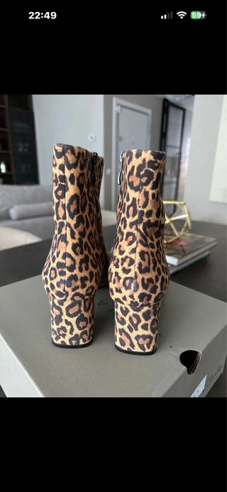 Botines leopardo Clarks