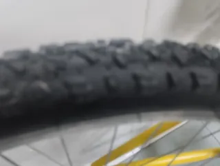 Bicicleta de Montaña Amarilla