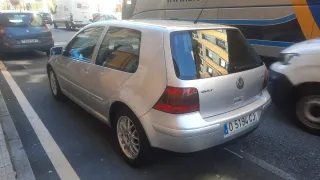 Volkswagen Golf 2000