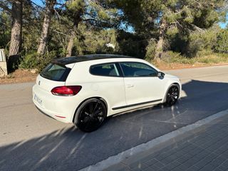 VOLKSWAGEN SCIROCCO 2.0 TDI 140cv