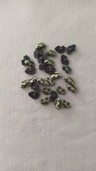 Lote 29 botones cochecitos verdes