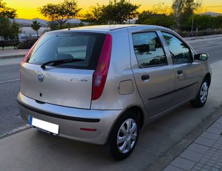 FIAT PUNTO 1.2 i DYNAMIC