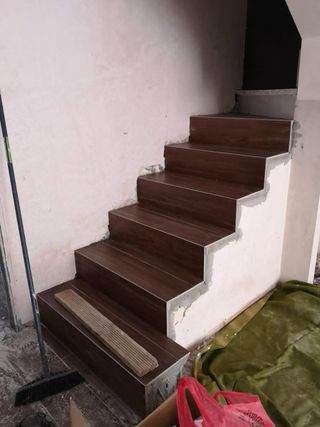 Escaleras porcelánicas a medida
