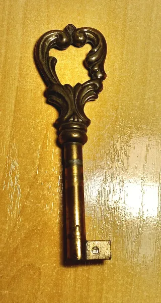 Lote 3 llaves vintage doradas