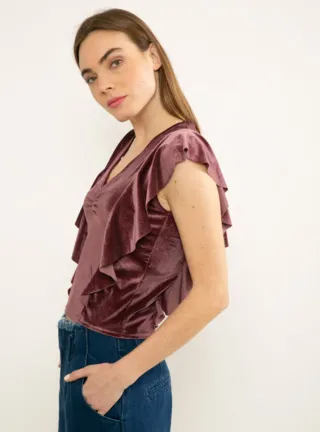 Blusa terciopelo morada nueva de Stradivarius