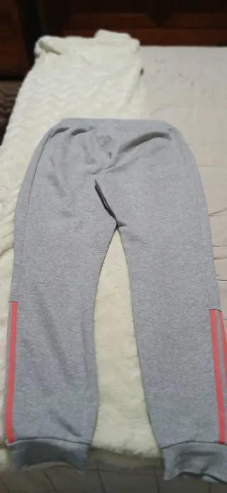 Pantalón Chandal Adidas Gris