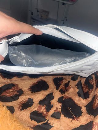 Bolso blanco Shein con estrellas