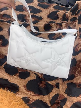 Bolso blanco Shein con estrellas