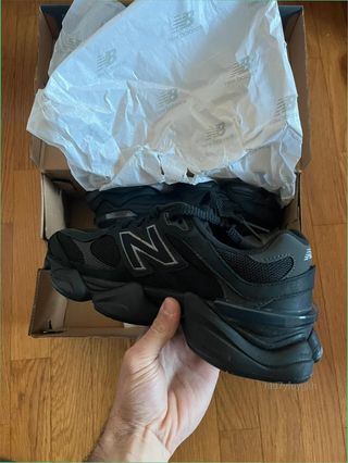 New Balance 9060 Triple Black Talla 40