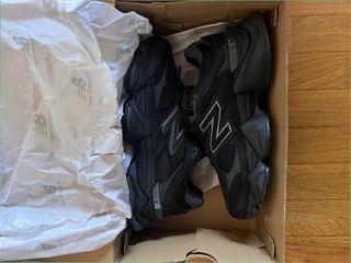 New Balance 9060 Triple Black Talla 40