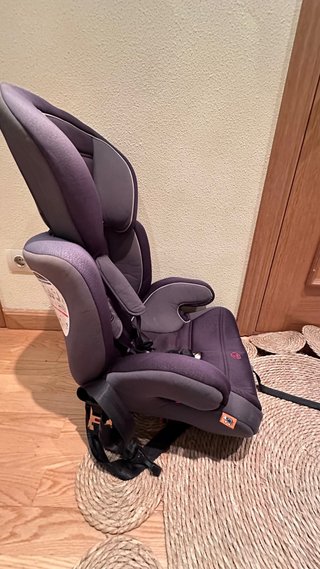 Silla de coche Babyauto gris