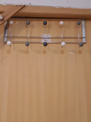 Perchero Rommer Metálico con Bolas