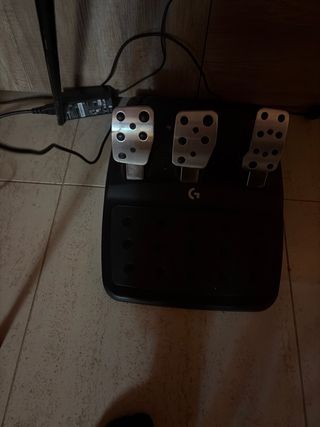 Volante Logitech g923 con Pedales y Palanca