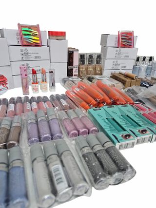 Lote de maquillaje variado