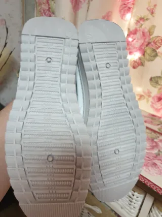 Zapatos blancos de hombre