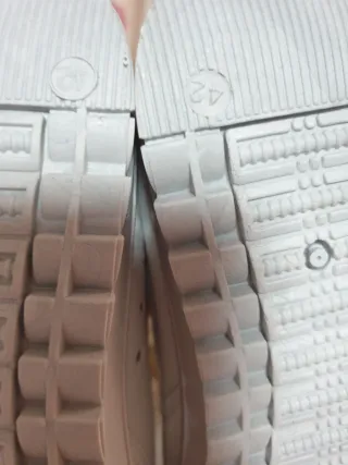 Zapatos blancos de hombre