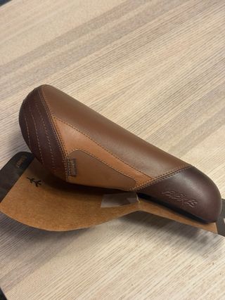 Sillín Flybikes Etnies Tripod BMX Marrón