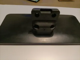 Peana TV Nokia HN24GV310 + Tornillos