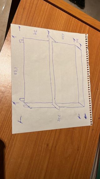 Mueble de comedor de madera y cristal