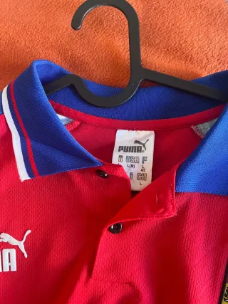 Camiseta Puma Talla M Roja y Azul República checa