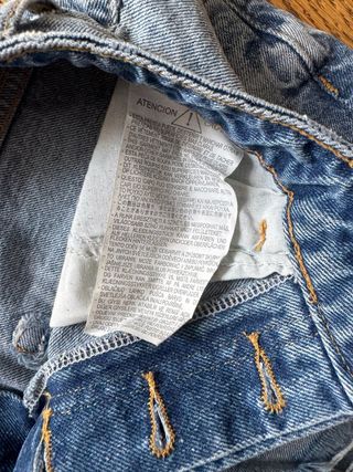 Shorts di jeans Zara strappati