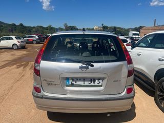 Nissan Almera 2002