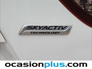Mazda CX-5 2.2 DE Style + Navi 2WD AT 110 kW (150 CV)