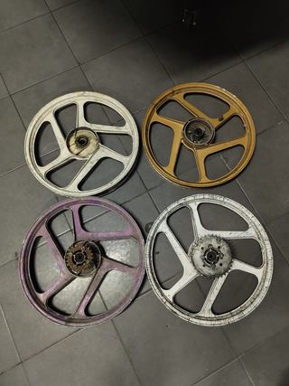 Llantas Derbi Variant 17 (Juego 4)