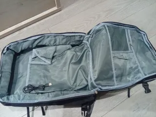 Mochila de viaje compatible avión con carga Usb