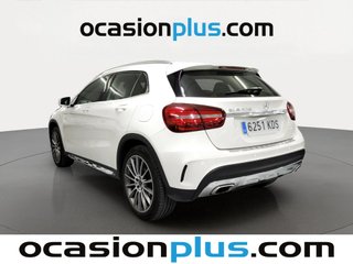 Mercedes-Benz GLA 200 115 kW (156 CV)