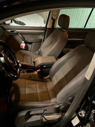 Volkswagen Touran 2.0 tdi