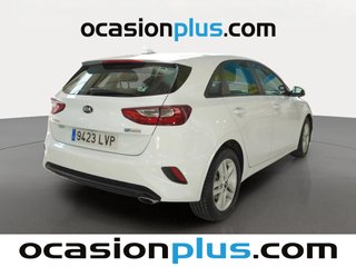 Kia Ceed 1.6 MHEV iMT Concept 100 kW (136 CV)