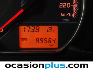 Toyota Yaris 100 City 73 kW (99 CV)