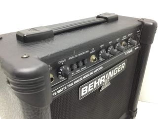 Amplificador Behringer V-Tone GM108
