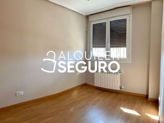 Piso en alquiler en Camarma de Esteruelas