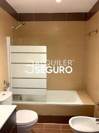 Piso en alquiler en Camarma de Esteruelas