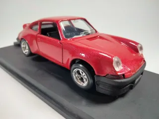 1:43 Porsche 911 Carrera (1974)