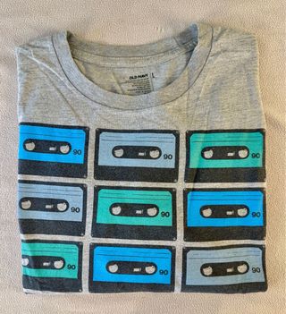 Camiseta Old Navy Casetes Talla L