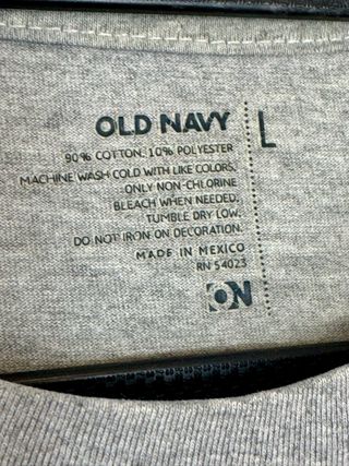 Camiseta Old Navy Casetes Talla L