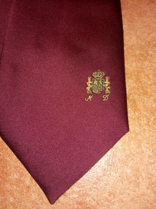 Corbatas militares azul y roja