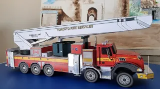 Maqueta Camión  MACK Bomberos Toronto