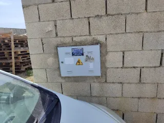 Parcela al lado de tocino