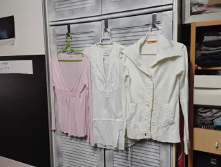 Lote de ropa de mujer talla S, 19 piezas