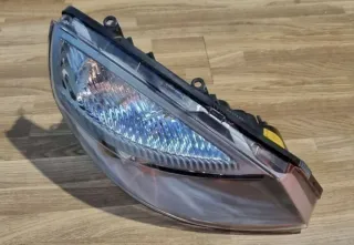 FAROS DELANTEROS XENÓN PARA RENAULT SCENIC III 03-