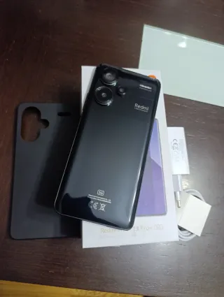Xiaomi Redmi Note 13 Pro+ 5G Negro