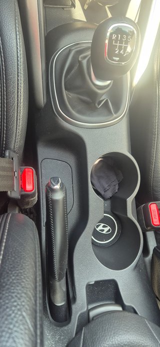 Hyundai Veloster 1.6 GDI Sport (2012)