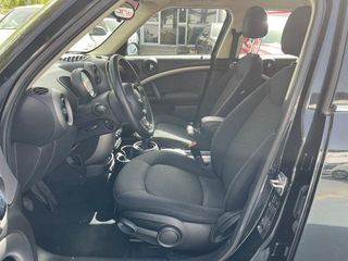MINI MINI Countryman One D 66 kW (90 CV)