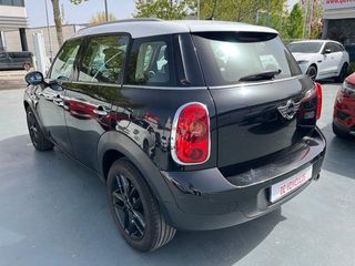 MINI MINI Countryman One D 66 kW (90 CV)