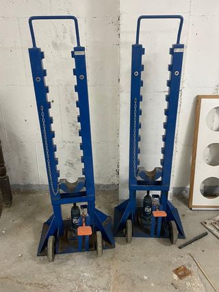 2 Carros para electricista con gato hidráulico,